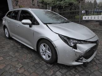 Toyota Corolla 1,8 Hybrid Comfort Touring picture 4