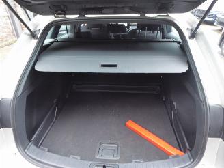 Toyota Corolla 1,8 Hybrid Comfort Touring picture 26