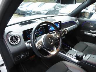 Mercedes EQB 300 4Matic AMG Line picture 19