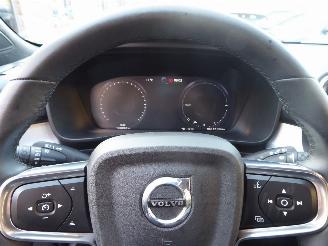 Volvo XC40 Plus Dark Recharge Plug-In Hybrid 2WD picture 18