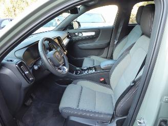 Volvo XC40 Plus Dark Recharge Plug-In Hybrid 2WD picture 10