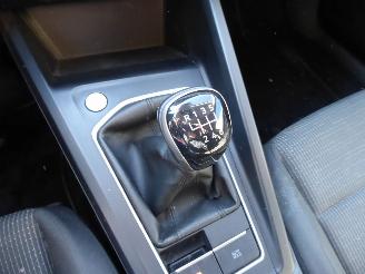 Volkswagen Golf  picture 15