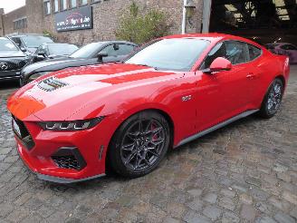 Unfallwagen Ford Mustang Fastback 5.0 Ti-VCT V8 328 kW GT 2025/9