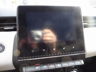 Renault Clio Techno picture 18