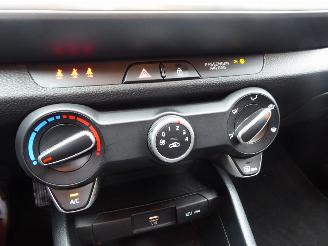 Kia Stonic  picture 18