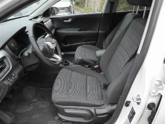 Kia Stonic  picture 10