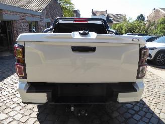 Isuzu D-Max Double Cab 4WD V-CROSS picture 7