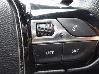 Peugeot 5008 GT picture 16