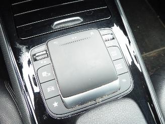 Mercedes GLB 200 picture 19