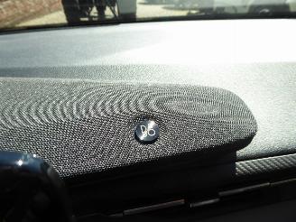 Ford Explorer Premium RWD picture 31