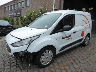 Schadeauto Ford Transit Connect Kasten Trend 2022/8