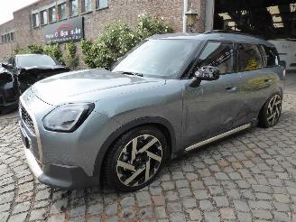 Vaurioauto  passenger cars Mini Countryman BEV E Favoured 2025/1