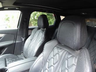 Peugeot 3008 Hybrid 225 GT picture 13