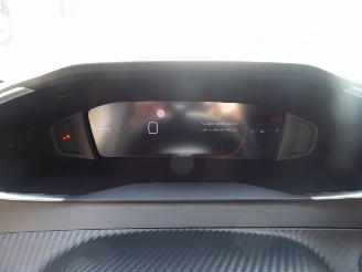 Peugeot 208 Allure picture 10