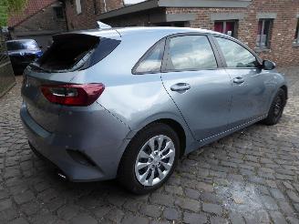 Kia Cee d  picture 5
