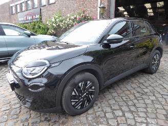 damaged passenger cars Fiat 600 Hybrid Sonderedition 2025/3