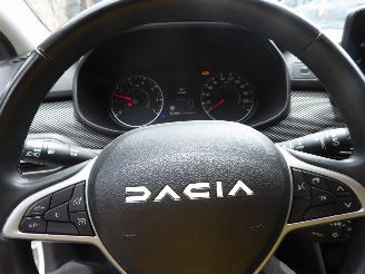Dacia Sandero Expression picture 15