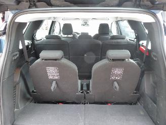 Peugeot 5008 Active Pack picture 9