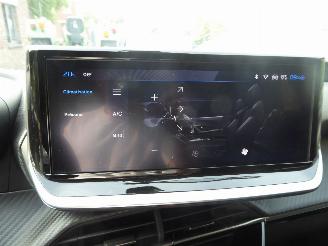 Peugeot e-2008 Active picture 20
