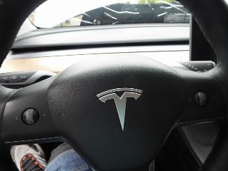 Tesla Model 3  picture 17