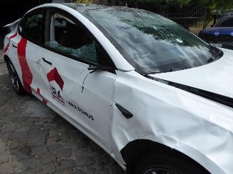Tesla Model 3  picture 6