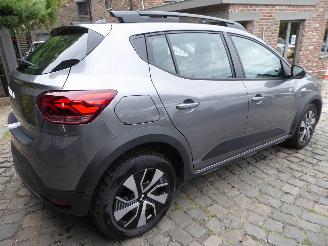 Dacia Sandero Stepway Expression picture 6