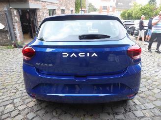 Dacia Sandero Expression picture 8