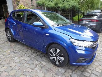 Dacia Sandero Expression picture 3