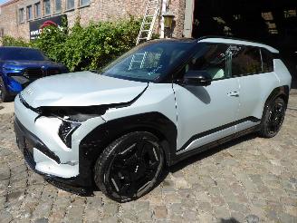 damaged passenger cars Kia EV3 150 kW GT Line 2026/1