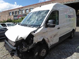 krockskadad bil bedrijf MAN TGE 3.5 T 2025/7