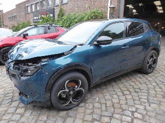 Schadeauto Alfa Romeo Junior Ibrida 1.2 VGT 48V-Hybrid 100 kW 2024/10