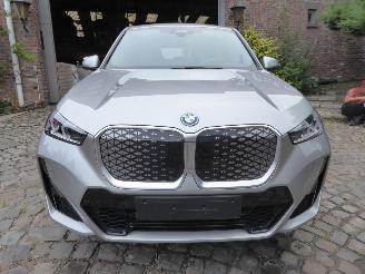 BMW iX1 20 eDrive M Sport picture 3