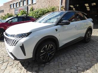 Vaurioauto  passenger cars Peugeot 3008 Hybrid 145 GT 2025/9