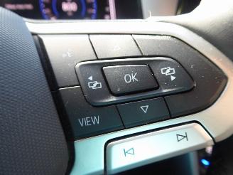 Volkswagen T-Roc Life picture 14
