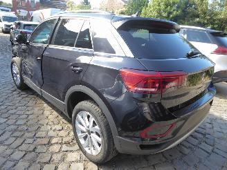 Volkswagen T-Roc Life picture 9