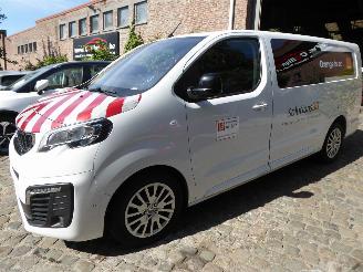 Coche accidentado Peugeot Expert Premium  Kasten Lang Doppelkabine 2023/9