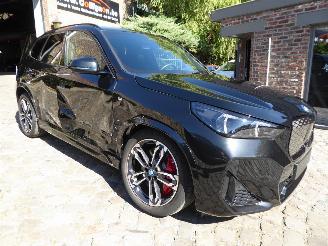 BMW iX1 20 eDrive M Sport picture 4
