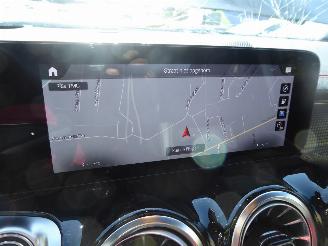 Mercedes EQB 300 4Matic AMG Line picture 18