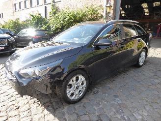 Vaurioauto  passenger cars Kia Ceed Sportswagon Vision 2024/7