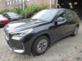 Vaurioauto  passenger cars BMW iX1 30 xDrive 2024/5