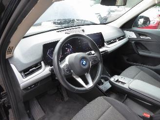 BMW iX1 30 xDrive picture 13