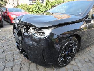 BMW iX 40 Sport picture 2