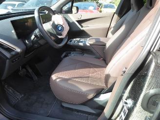 BMW iX 40 Sport picture 10