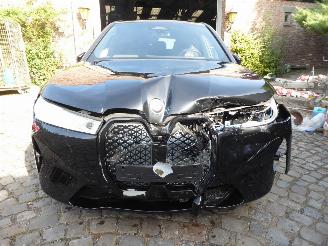 BMW iX 40 Sport picture 3