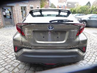 Toyota CH-R Hybrid Lounge picture 7