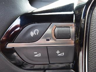 Peugeot 2008 Allure picture 14