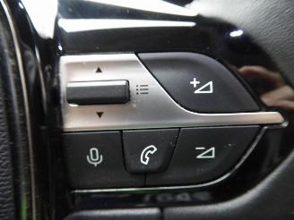 Peugeot 408 Allure picture 17