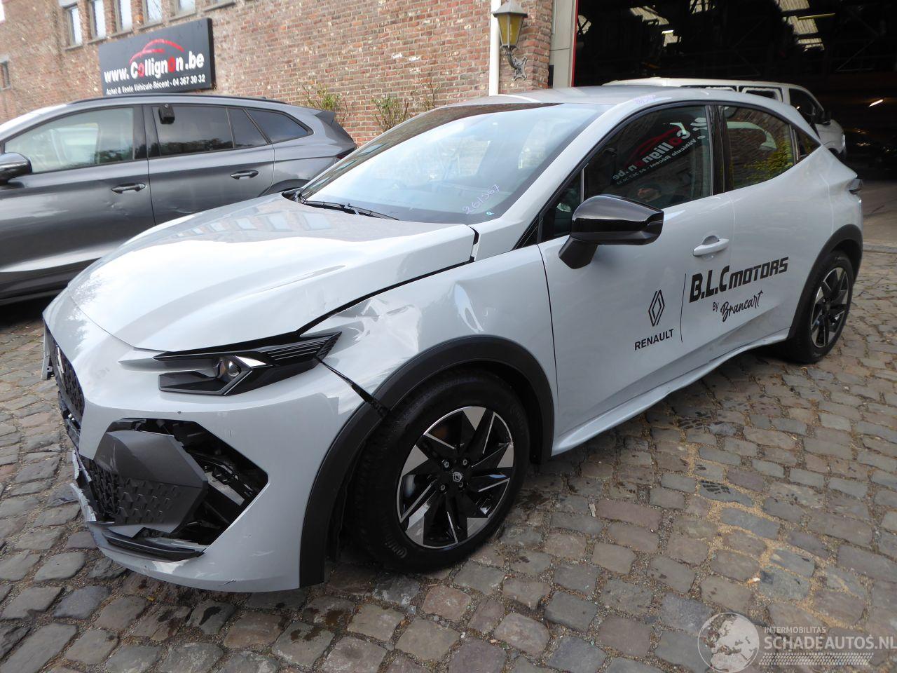 Renault Clio VI 115 TCe Evolution