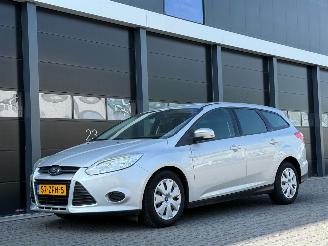 Gebrauchtwagen PKW Ford Focus 1.6 TDCI ECOnetic Navi PDC 2012/10
