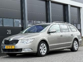 Gebrauchtwagen PKW Skoda Superb 1.6 TDI Greenline Leer Clima 2011/5